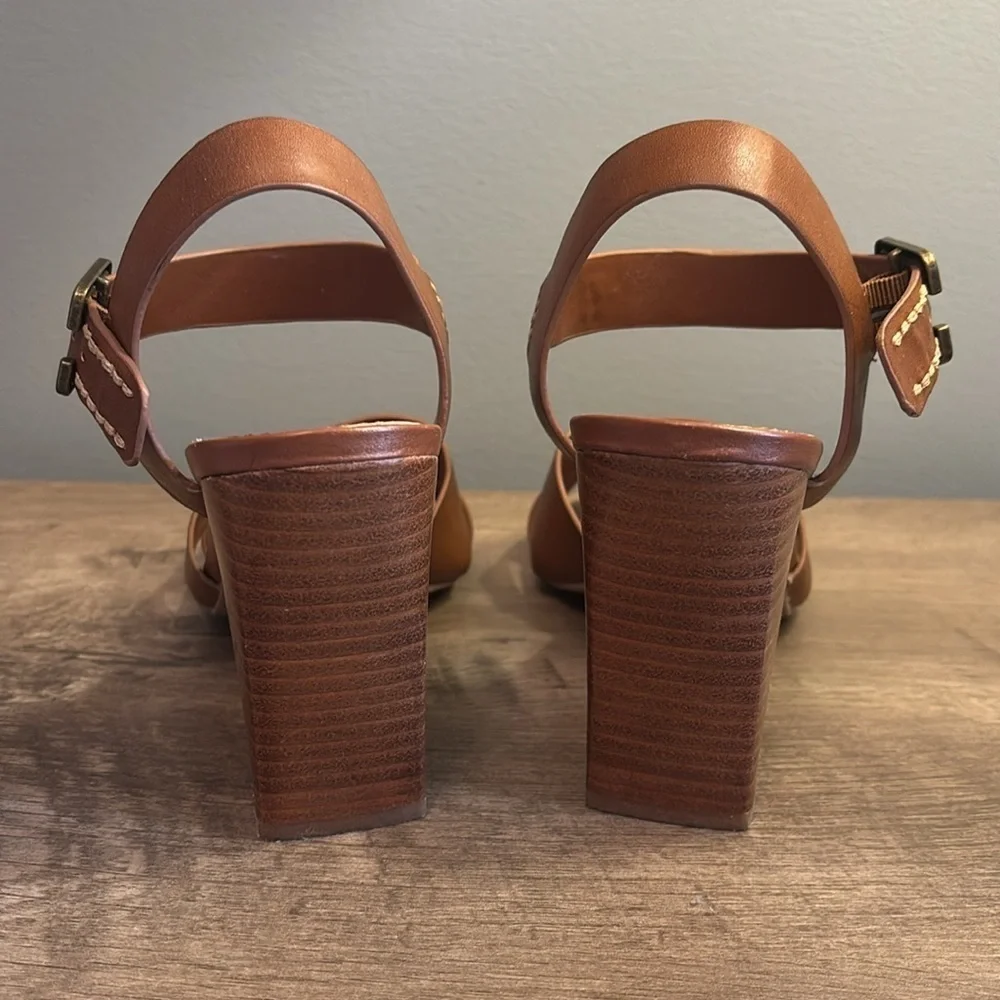 Crown Vintage Tan High Heel Sandals Size 6.5M